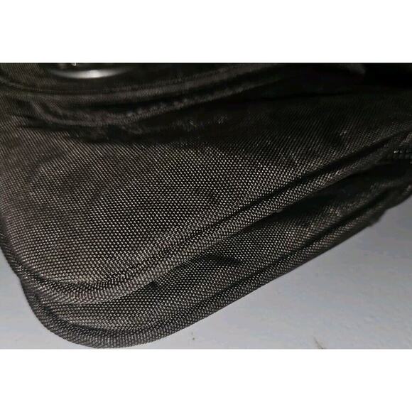 Baggallini Mini Brown Leopard Nylon Crossbody Wristlet Bag Turn Lock 7.25x5x1 - Picture 7 of 11